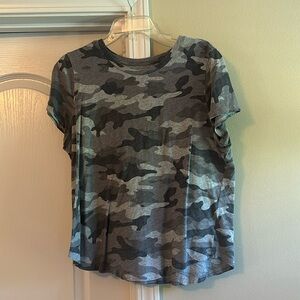 Old navy graphic tee